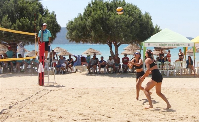 Didim’de başlayan Plaj Voleybolu Türkiye Şampiyonası sona erdi. 